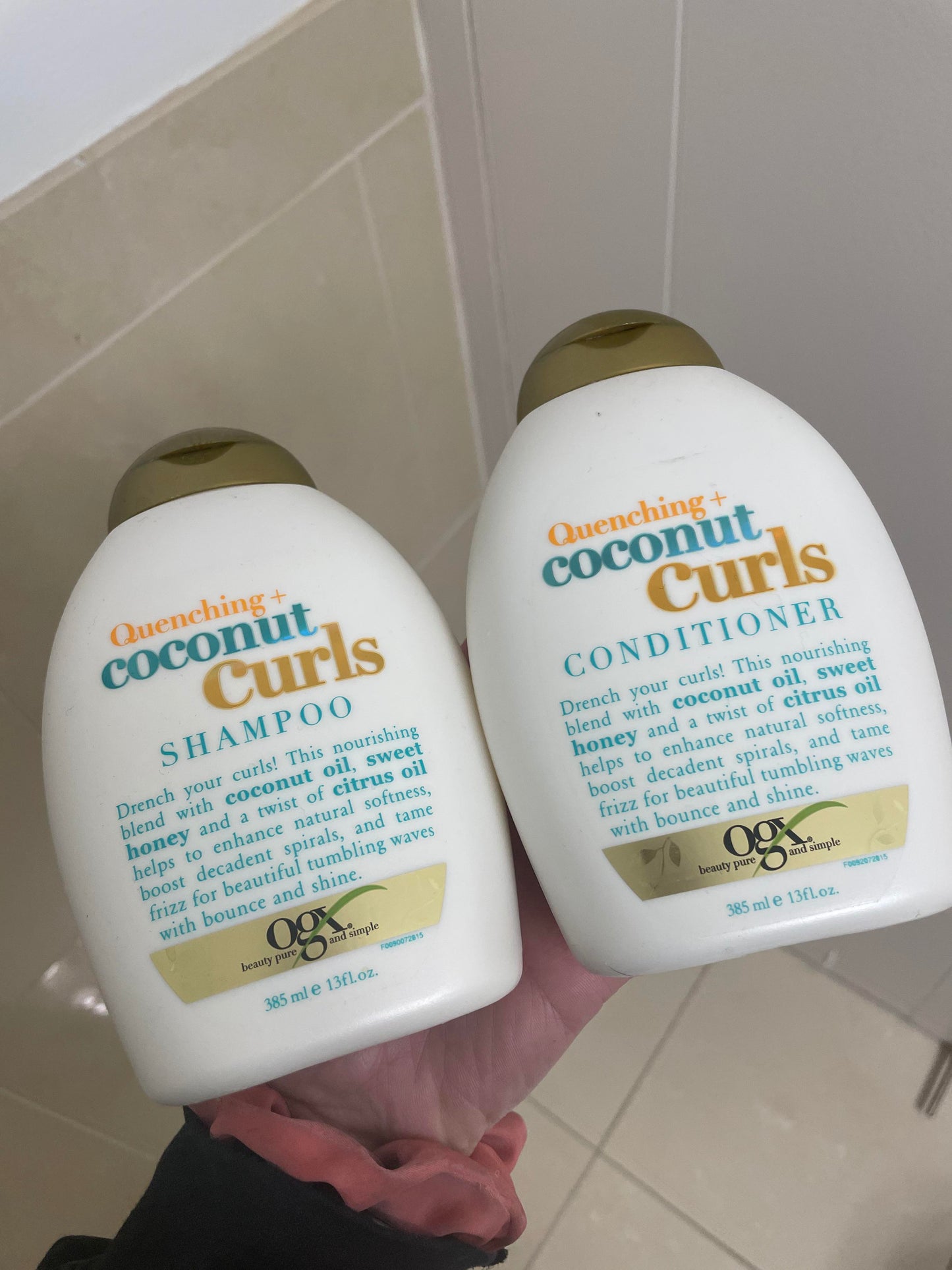 OGX Quenching + Coconut Curls Conditioner For Curly Hair 385mL