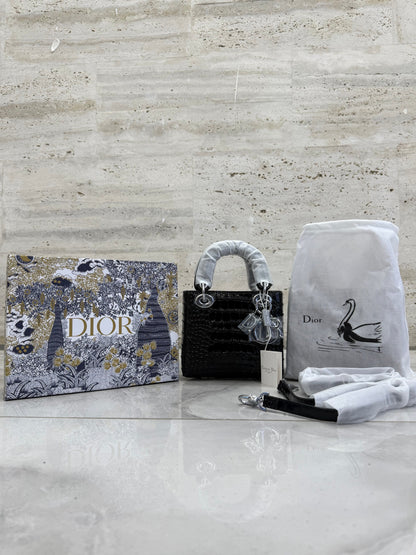 Christian dior  Lady Dior Bag ( BLACK )