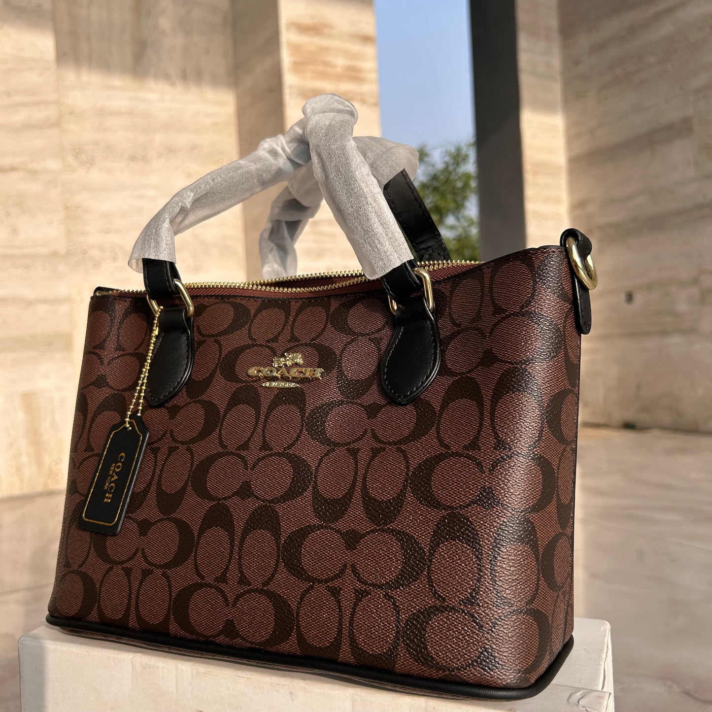 COACH Bag - Gallery Tote Bag In Signature Canvas- Dark Tan Brown