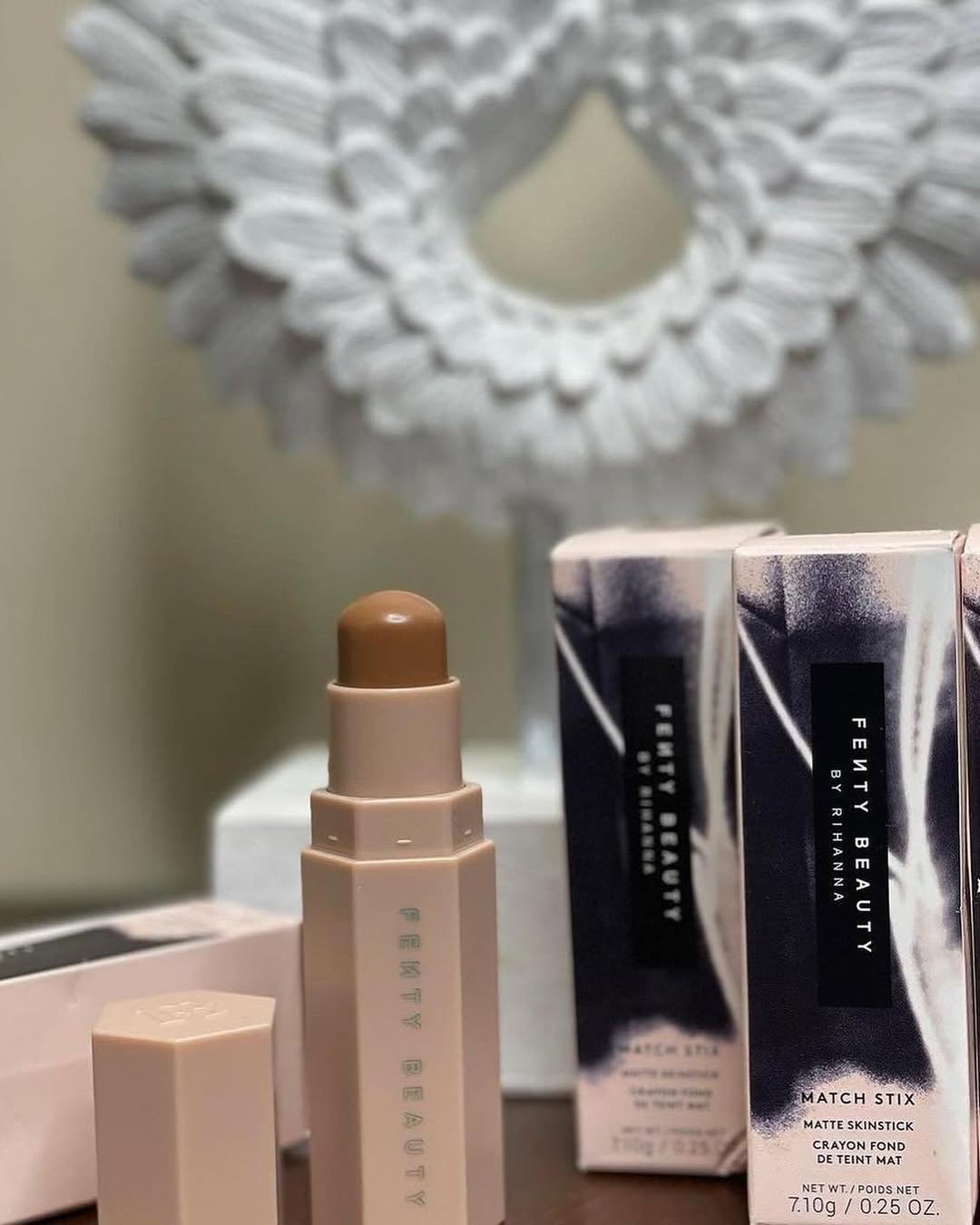 Fenty Beauty Match Stix Contour Skinstick - Soft Amber