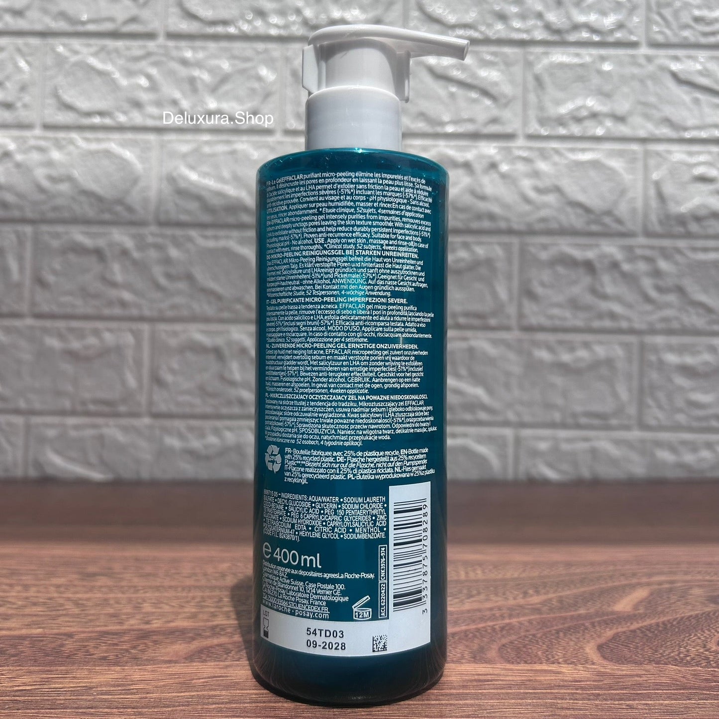 La Roche Posay EFFACLAR Micro Peeling Purifying Gel cleanser  (pump)