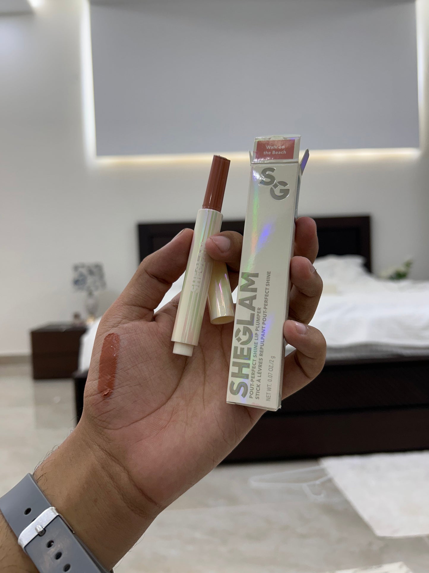 SHEGLAM POUT-PERFECT SHINE LIP PLUMPER