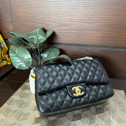 Chanel Paris Double Flap Bag (black)