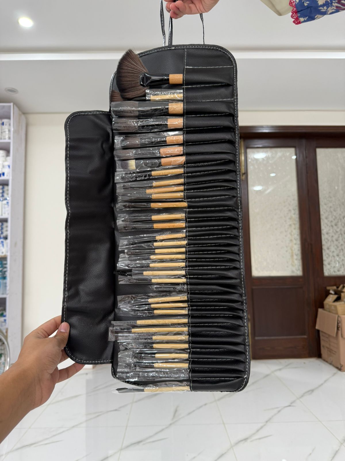 BABBI BROWN BRUSHES SET