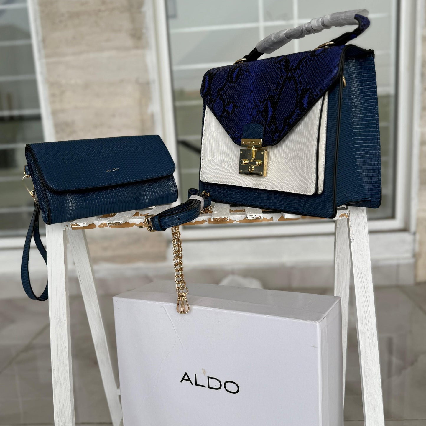 ALDO HANDBAG (BLUE )